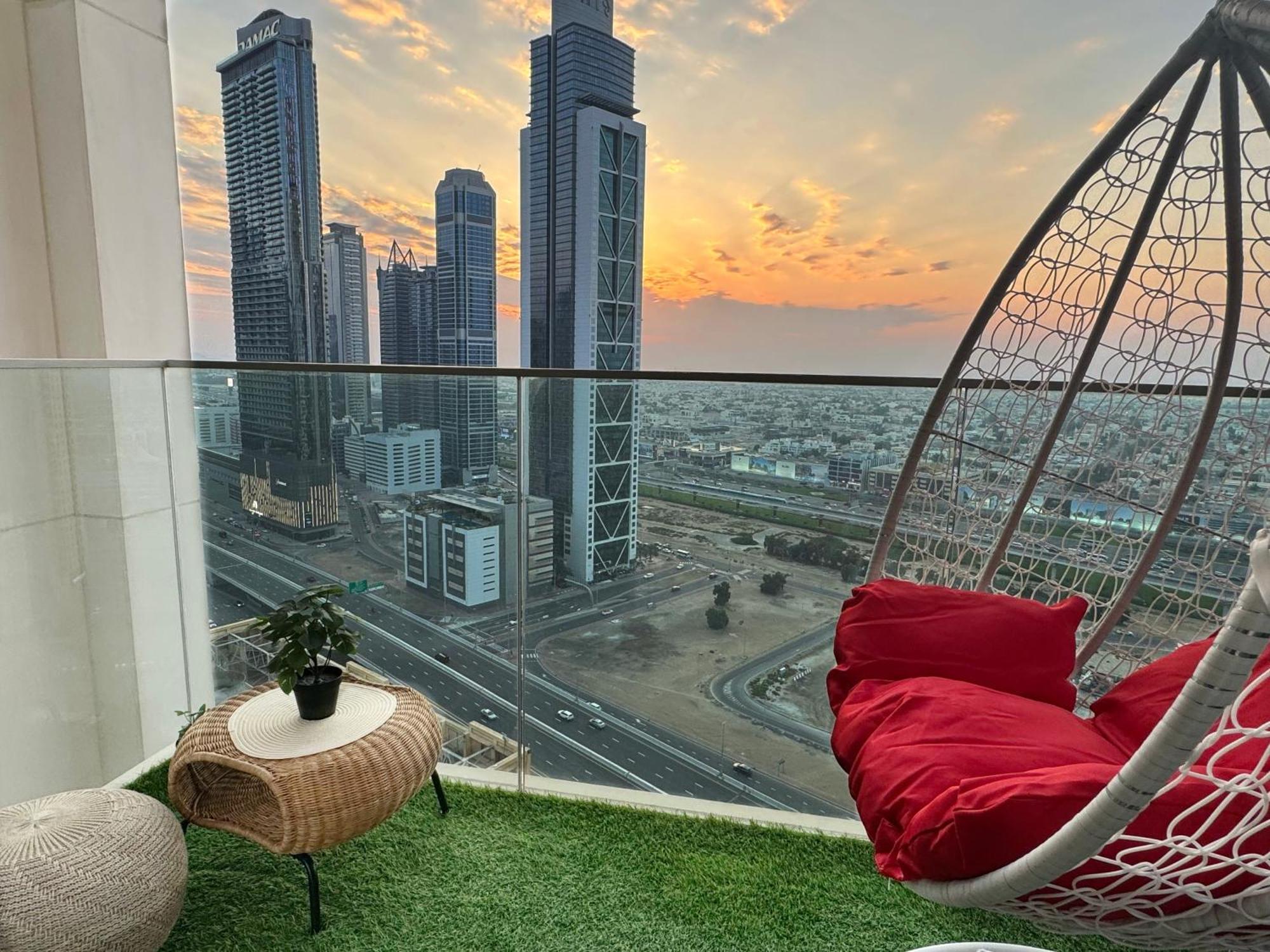 2Br With Skyline Views At Forte Near Dubai Opera Appartement Buitenkant foto